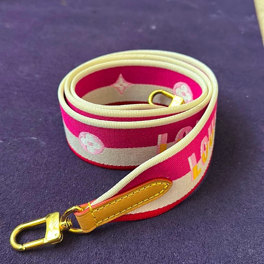 LOUIS VUITTON STRAP